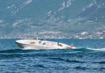 Frauscher Limousine lago di Garda