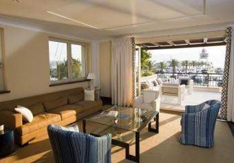 Regent Porto Montenegro Hotel and Residence sala